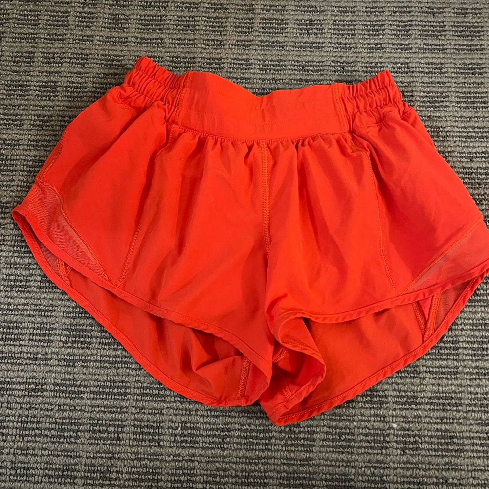 Lululemon Hotty Hot 2.5” Carnation Red Shorts